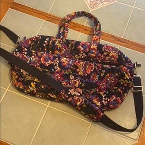 NWOT Colorful floral Vera Bradley Duffel-bag!